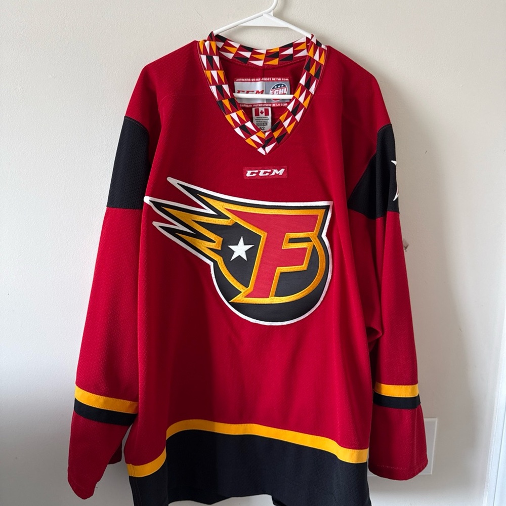 MEN’S CCM INDY FUEL ECHL AUTHENTIC HOCKEY GAME JERSEY SZ 52 - RED RARE